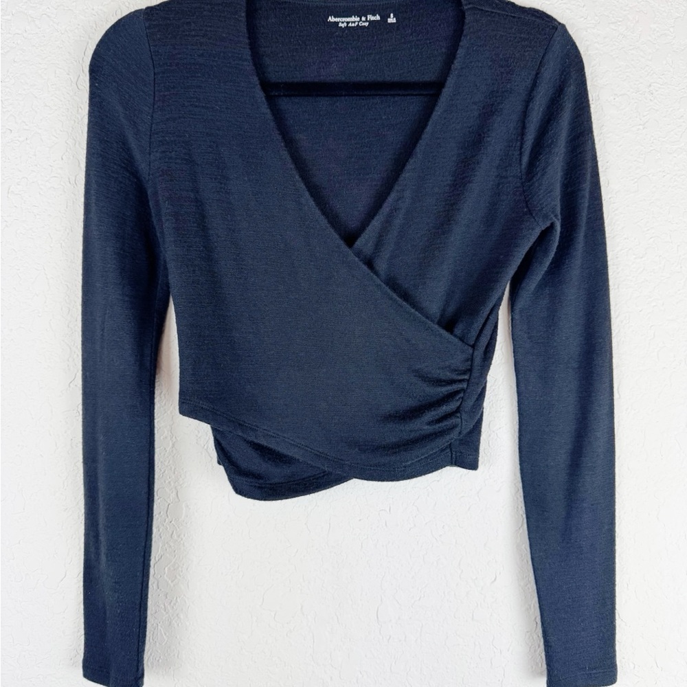 Abercrombie & Fitch Black Faux Wrap Long Sleeve Top Size Small